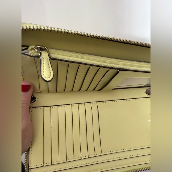 Kate Spade “Staci” Yellow Leather Large Carry All Wristlet Wallet - Picture 6 of 9